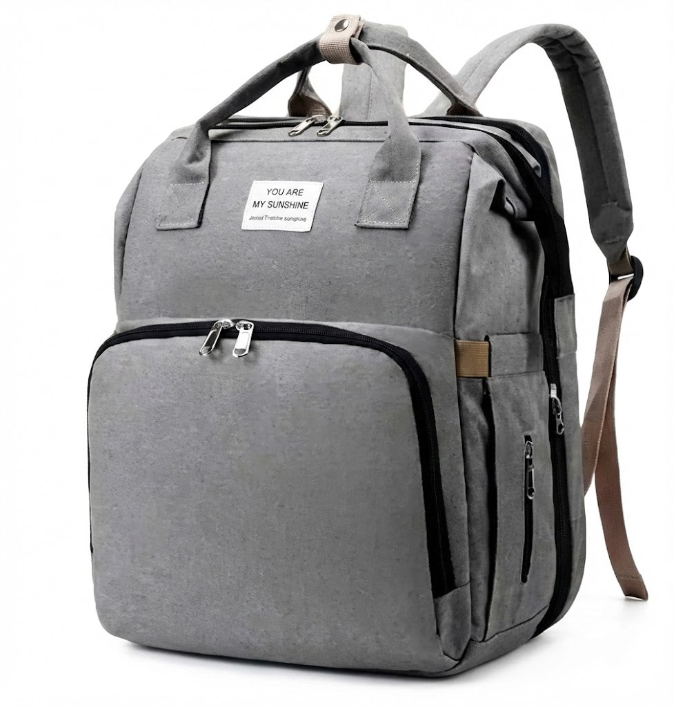 תיק החתלה עם מיטה מתקפלת בצבע אפור בעיצוב גדול ומרווח